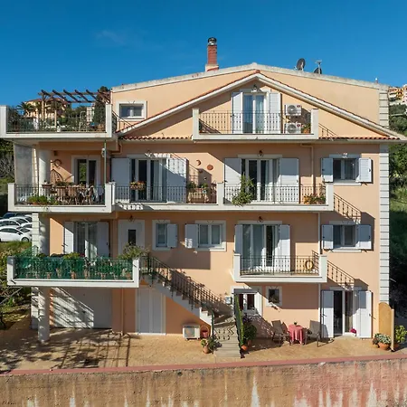 Estia Cozy Lägenhet Argostoli (Kefalonia)
